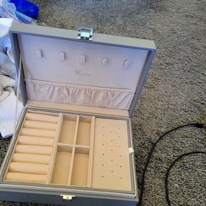 Brand new VOOVA grey jewelry box